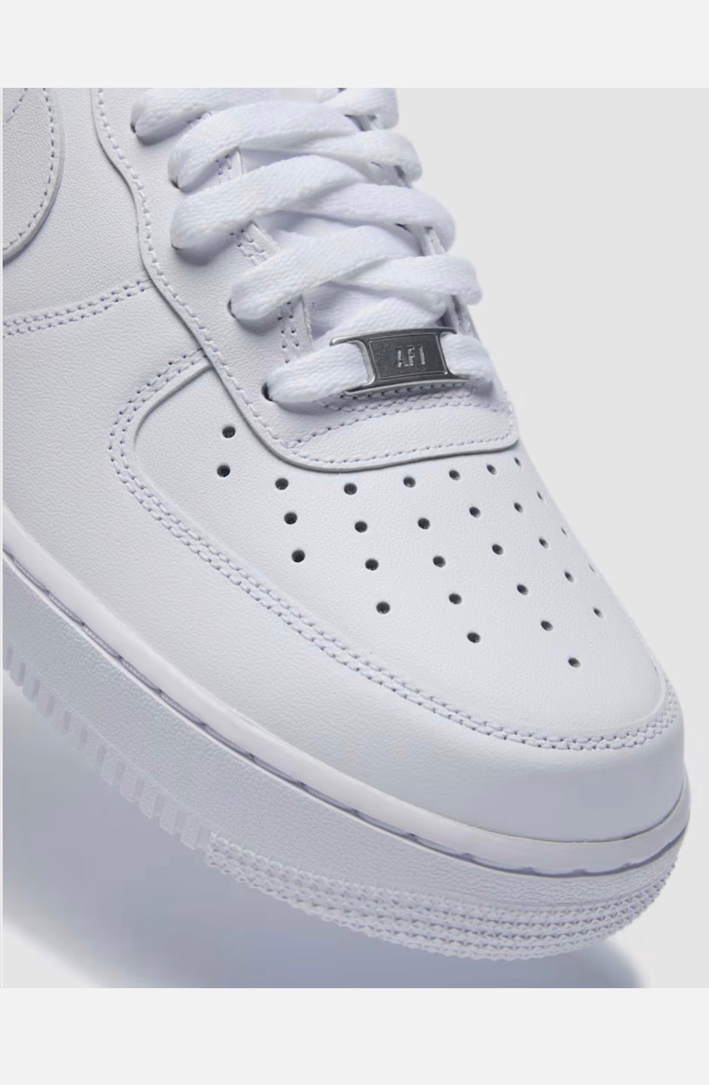 Nike Air Force 1 ’07 — Triple White