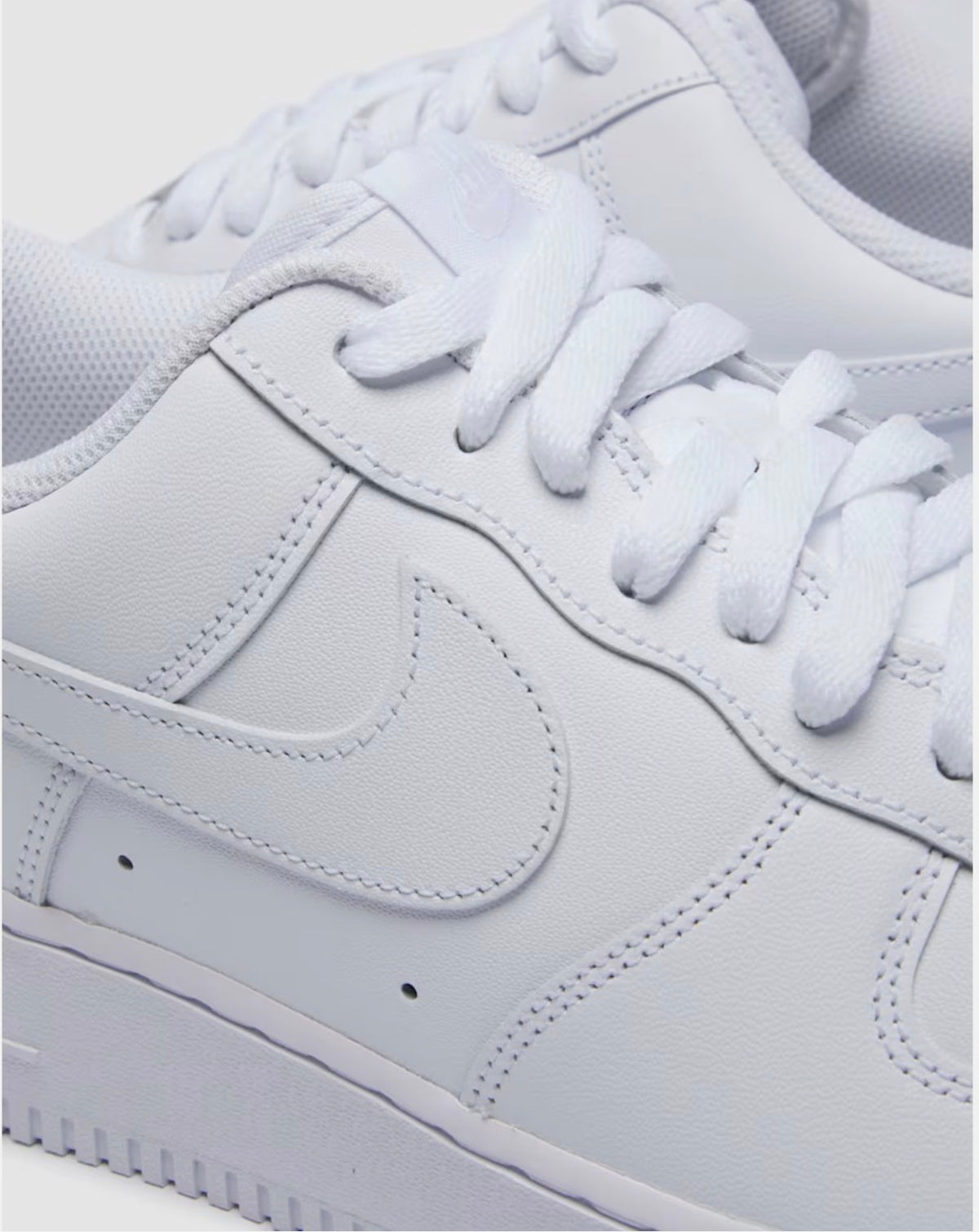 Nike Air Force 1 ’07 — Triple White
